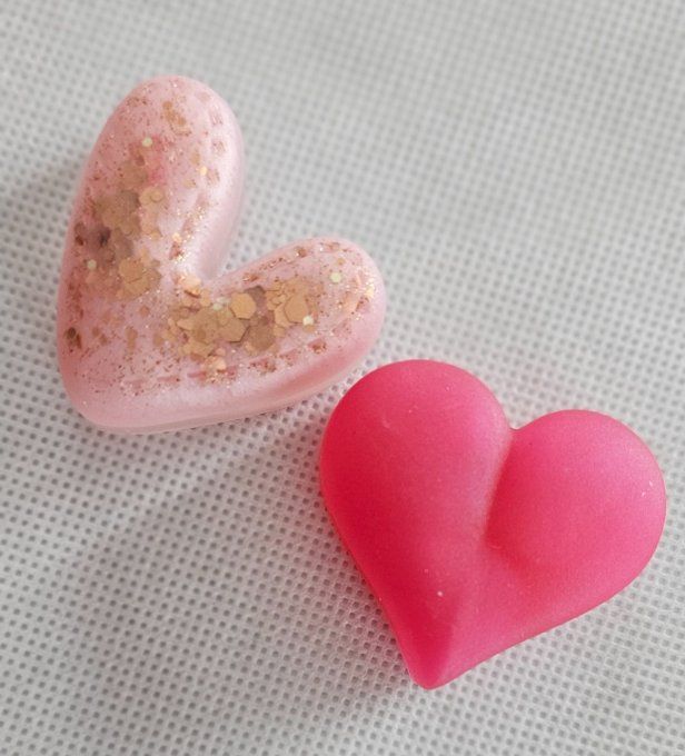 Lot de deux magnets frigo coeurs