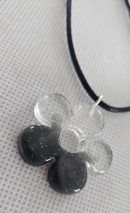 Collier fleur 