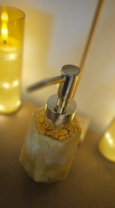 Distributeur de savon 