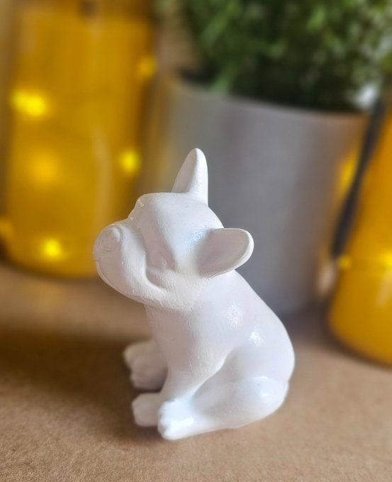 Petite figurine Bouledogue 