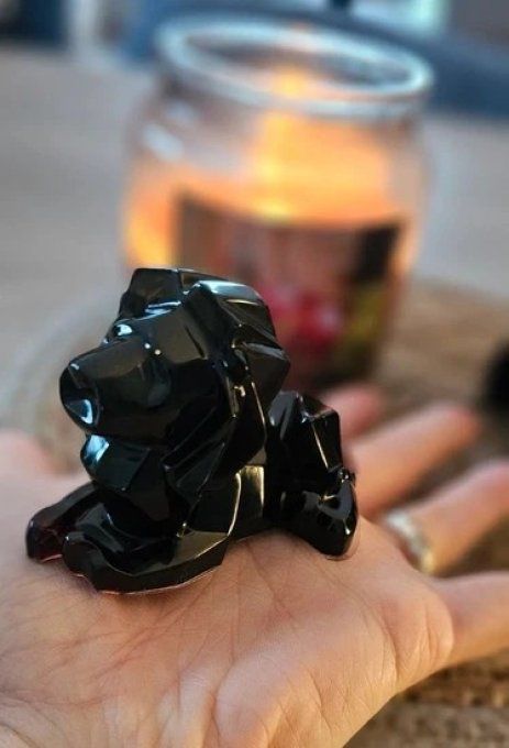 Figurine Lion