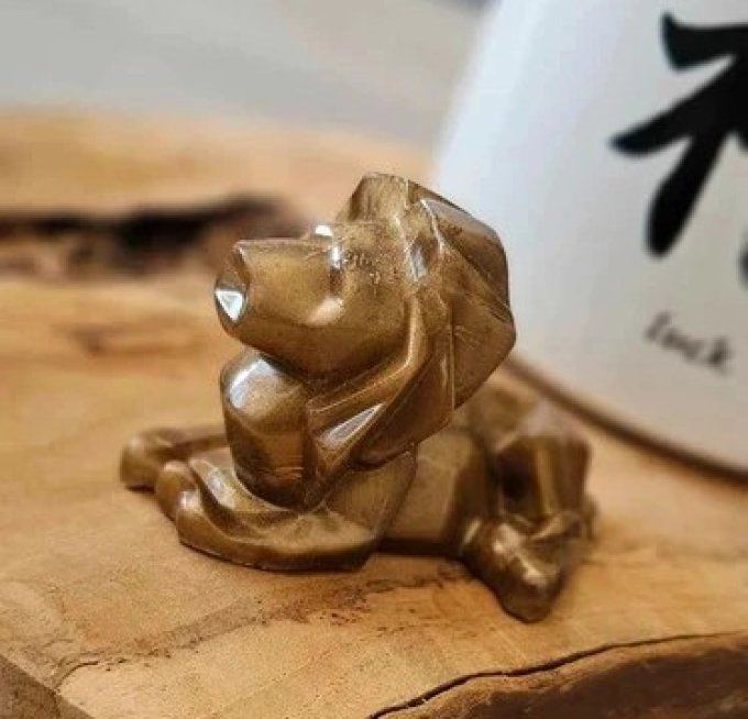 Figurine Lion