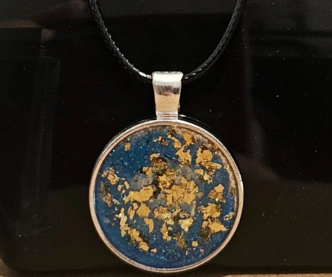 Collier en Résine Epoxy